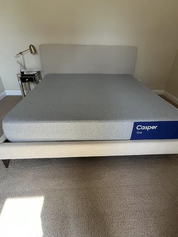 Casper The One Mattress KING / FREE Delivery
