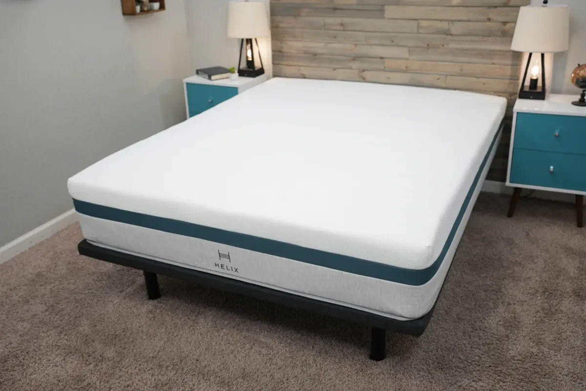 Helix Twilight Queen Mattress | Sanitized & Recompacted | Free Delivery