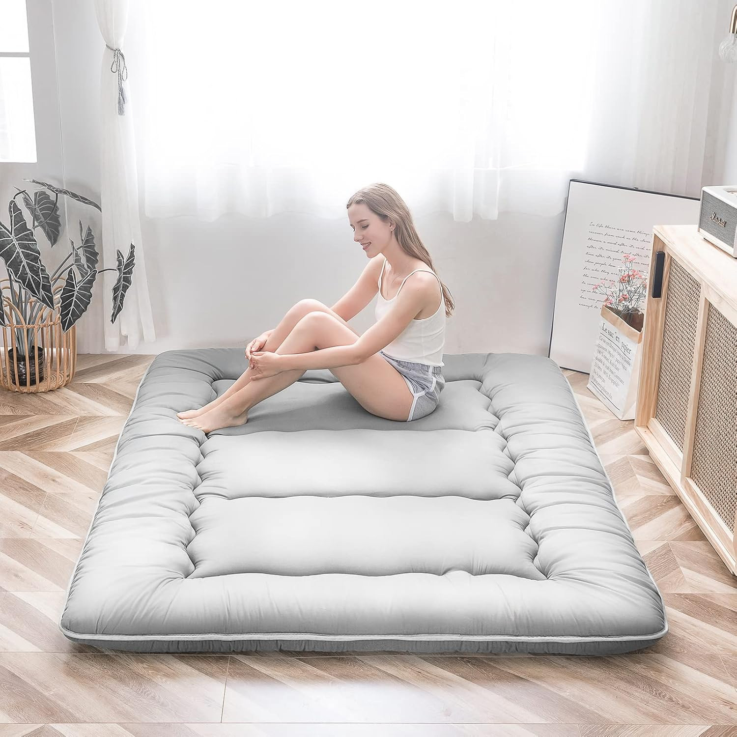 Japanese Floor Mattress, Thicken Daybed Futon Sleeping Pad Foldable Roll up Matt
