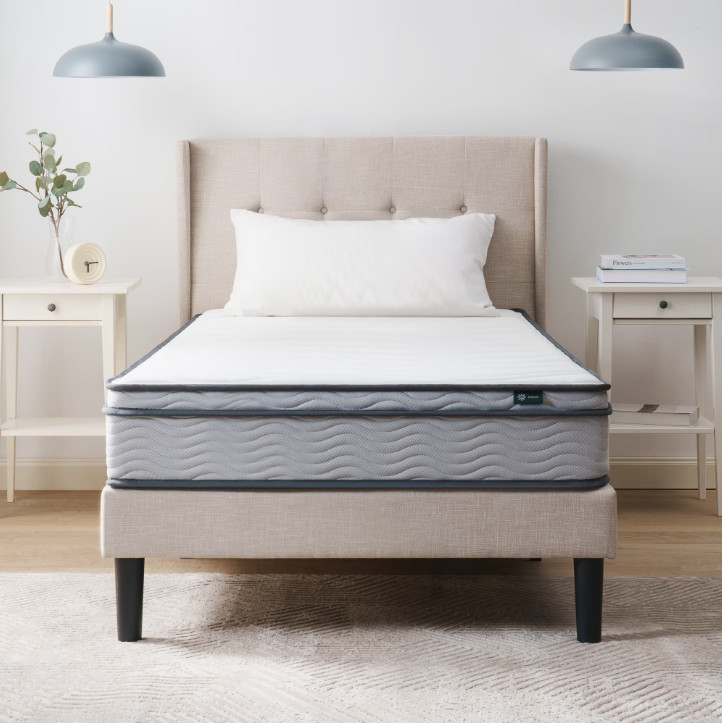Zinus 8″ Innerspring Mattress with Euro Top, Twin-XL