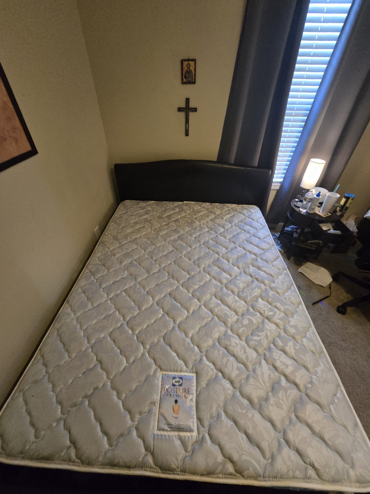 «Sealy Posturepedic® Spring Premier X 7» Medium Mattress With Frame, Barely used