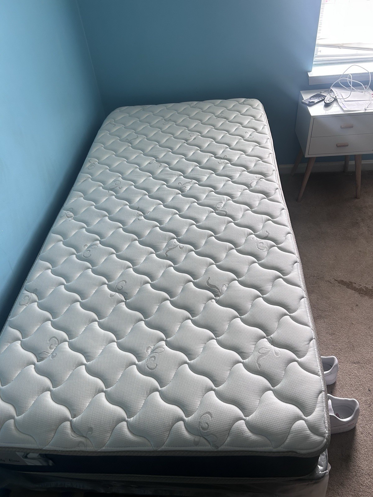 Twin XL Mattress, Box Spring, Rails and 2 Sets Of Sheets and A Comforter