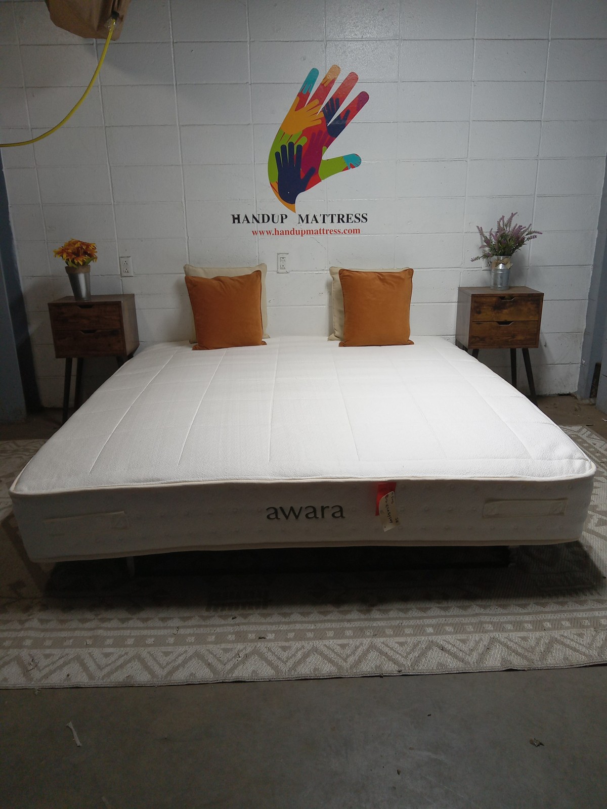 Awara | Natural Luxury Hybrid | 10» Size
