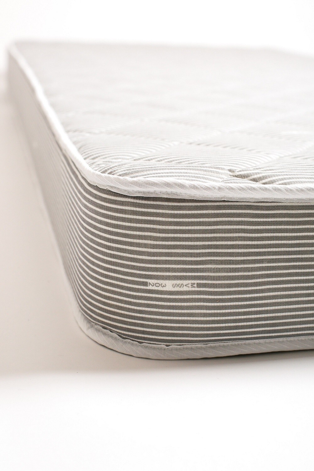 5.5″ Thick 38″W x 75″L Luxury Mobile Mattress Gray Semi Truck Sleeper Cab Bed RV