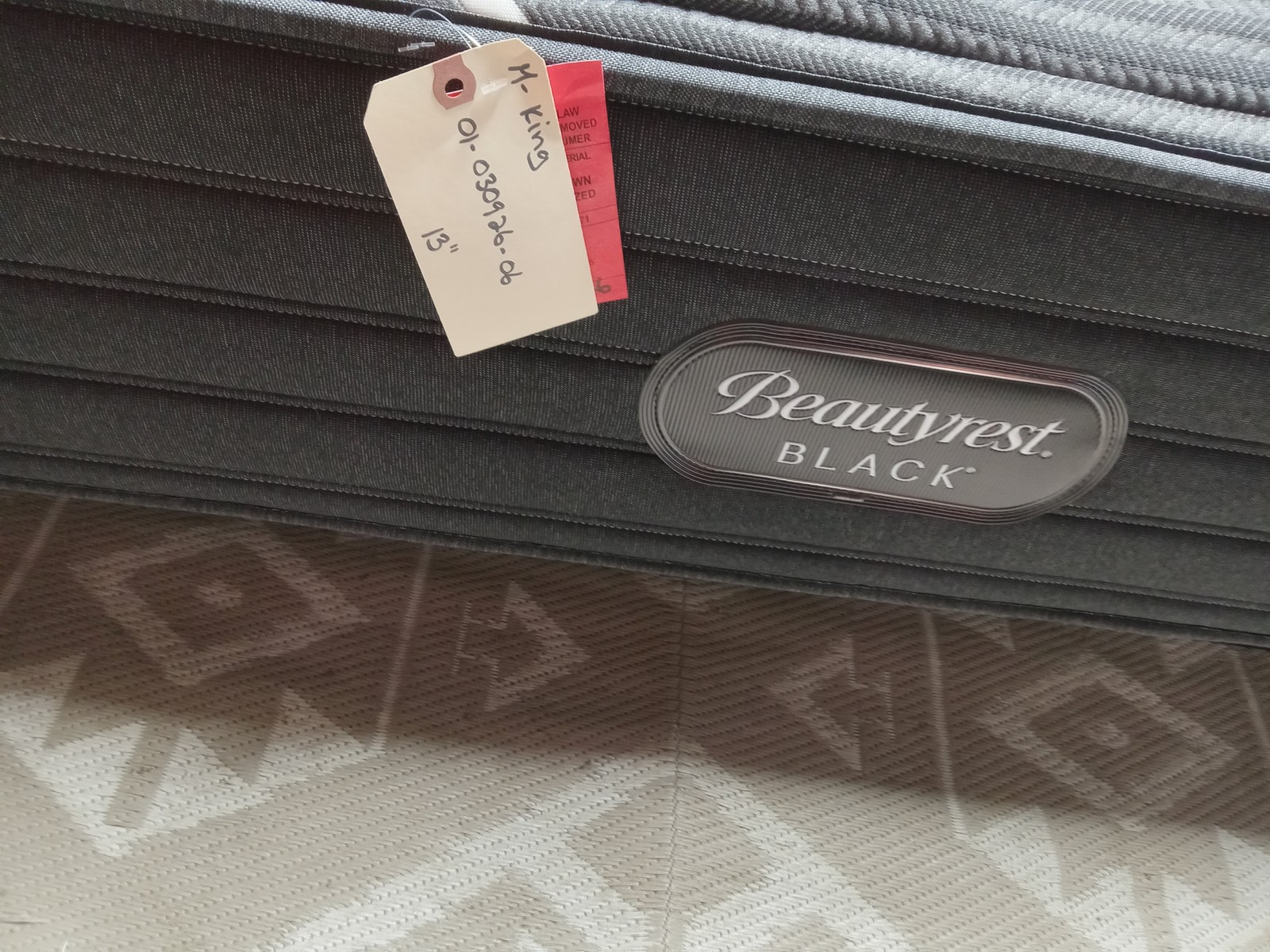 Beautyrest | Black C Class | 13″ King Mattress